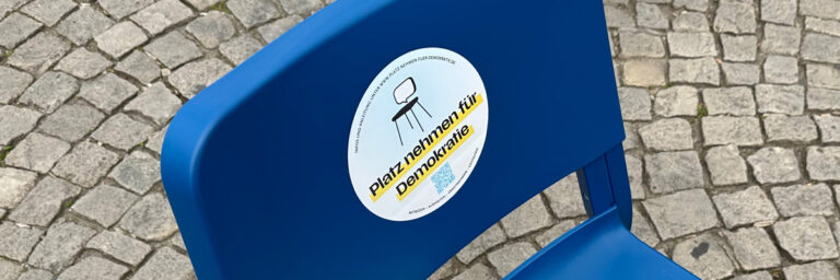 Platz nehmen für Demokratie